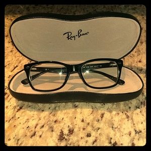 Classic Ray- Ban Glasses